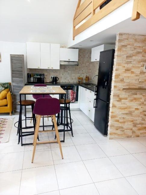 Tres Bel Appartement Avec Superbe Vue Sur Le Port De Saint Goustan أوري المظهر الخارجي الصورة
